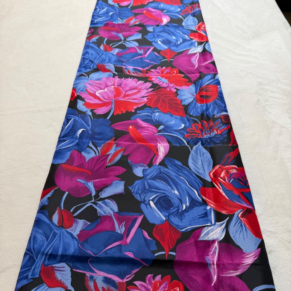 Vintage Floral Fabric Oversized Rose Lily Print‎ Blue Pink Red Black 1.5 Meter